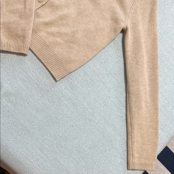 Reformation Women's Tan Small Cashmere Sweater - Picture 3 of 8